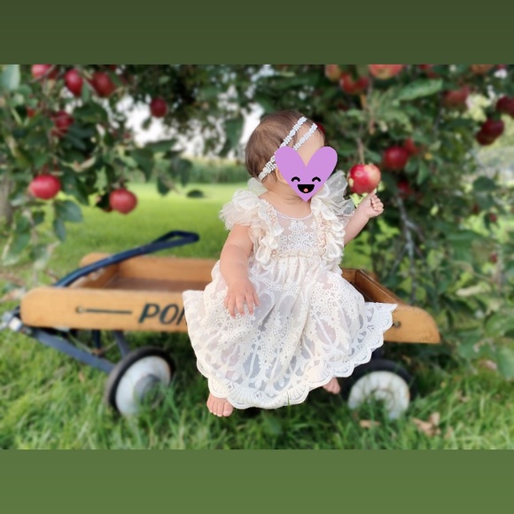 12-24M Handmade gorgeous dress for photo shoot - Picture 2 of 9